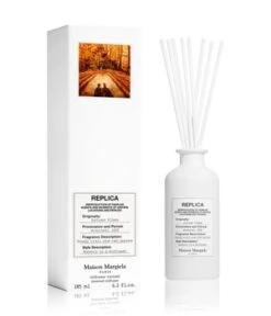 Maison Margiela Replica Autumn Vibes Raumduft 5 Maison Margiela Replica Autumn Vibes Raumduft -Optimal Kosmetik Geschäft 3614273922654 detail
