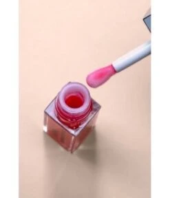 BABOR Make Up Super Soft Lip Oil Lippenöl -Optimal Kosmetik Geschäft babor make up super soft lip oil lippenoel 4 ml nr 02 juicy red 4015165353416 visual