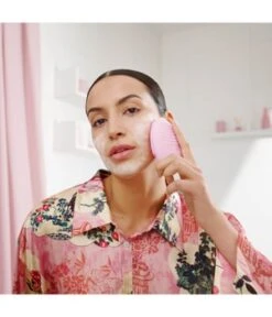 FOREO Luna 3 Für Normale Haut Gesichtsbürste -Optimal Kosmetik Geschäft foreo luna 3 fuer normale haut gesichtsbuerste 1 stk 7350092139113 visual