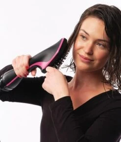 REVLON Salon One-Step Warmluftbürste 6 REVLON Salon One-Step Warmluftbürste -Optimal Kosmetik Geschäft revlon salon one step warmluftbuerste 1 stk 0761318352129 visual2