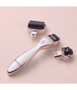 Zoë Ayla 3-Piece Microneedling Dermaroller -Optimal Kosmetik Geschäft zoe ayla 3 piece microneedling dermaroller 1 stk 0686012018204 visual
